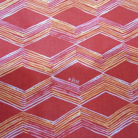 VERA Rectangle 60"x102" Fabric Tablecloth Red White Holiday Colors Modern Vibe - Picture 3 of 10